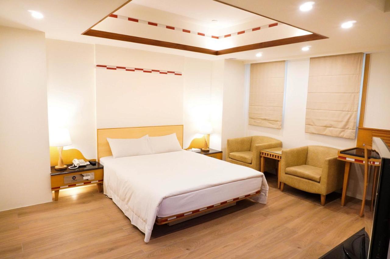 Kao Yuan Hotel - Zhong Zheng Taichung Luaran gambar