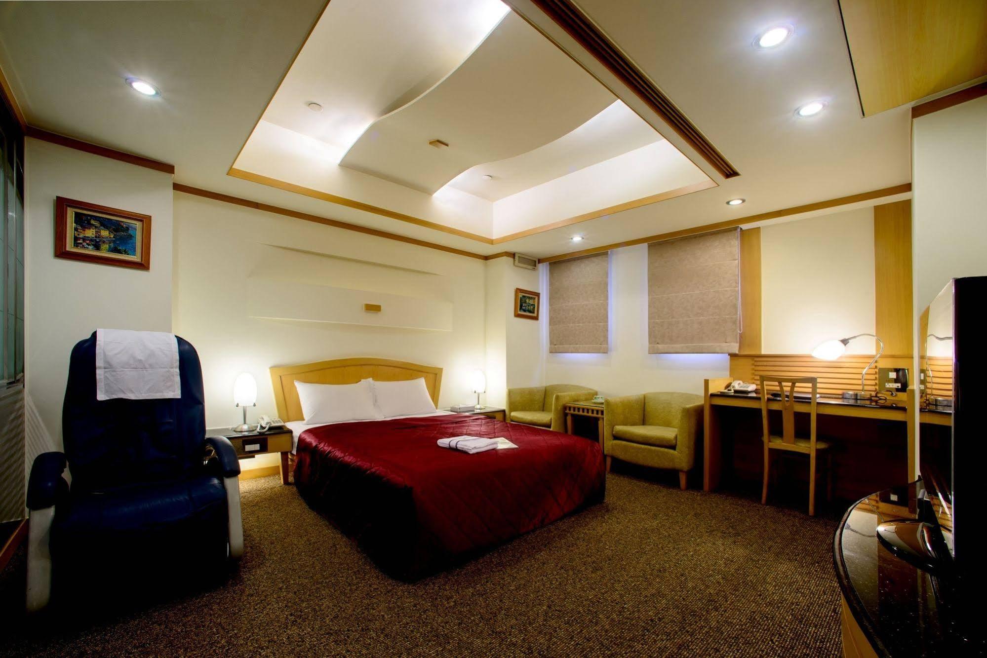 Kao Yuan Hotel - Zhong Zheng Taichung Luaran gambar