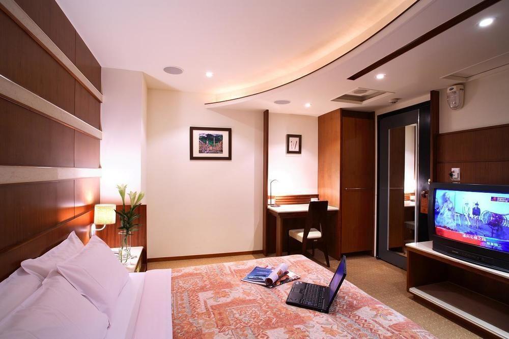 Kao Yuan Hotel - Zhong Zheng Taichung Luaran gambar