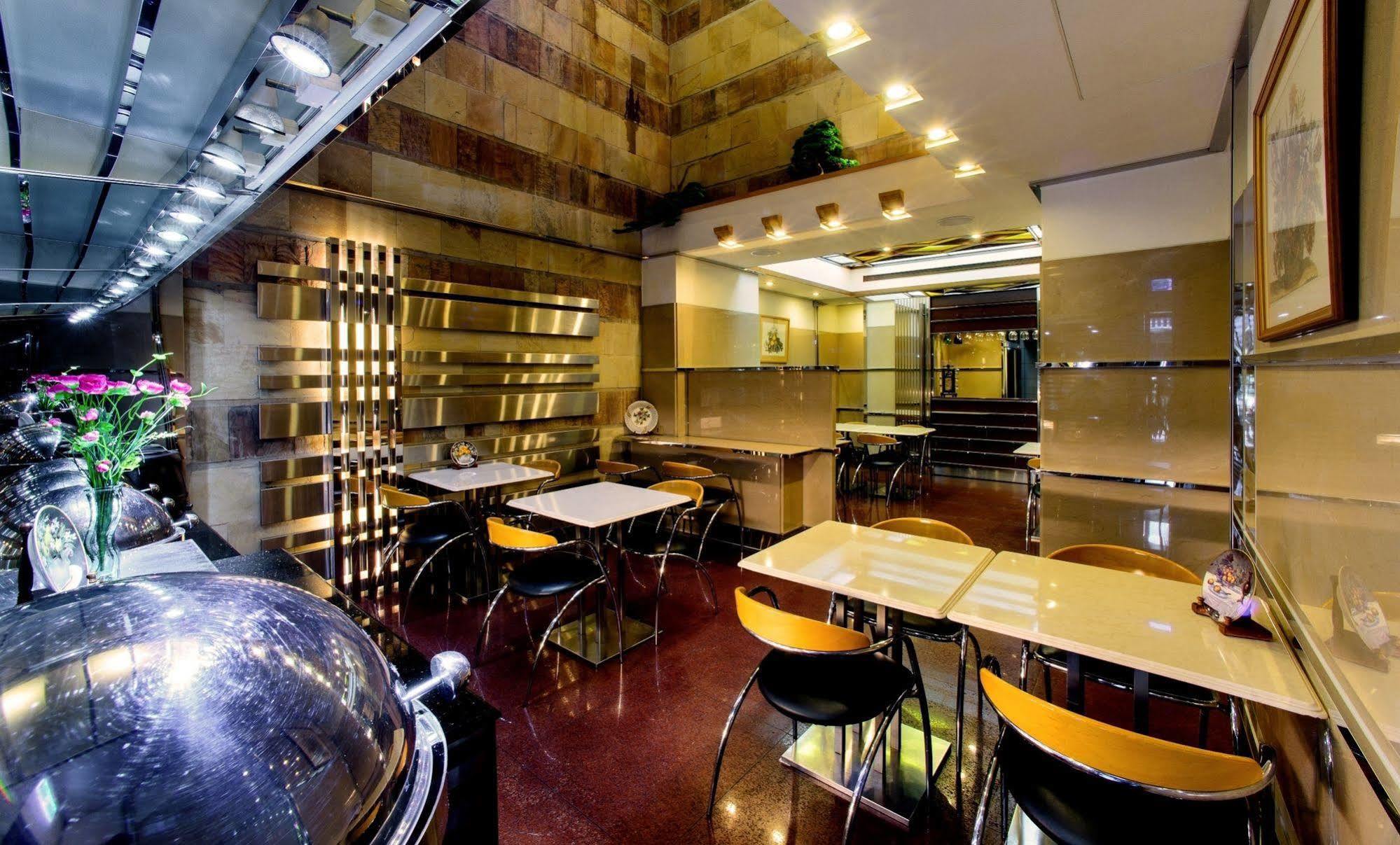 Kao Yuan Hotel - Zhong Zheng Taichung Luaran gambar